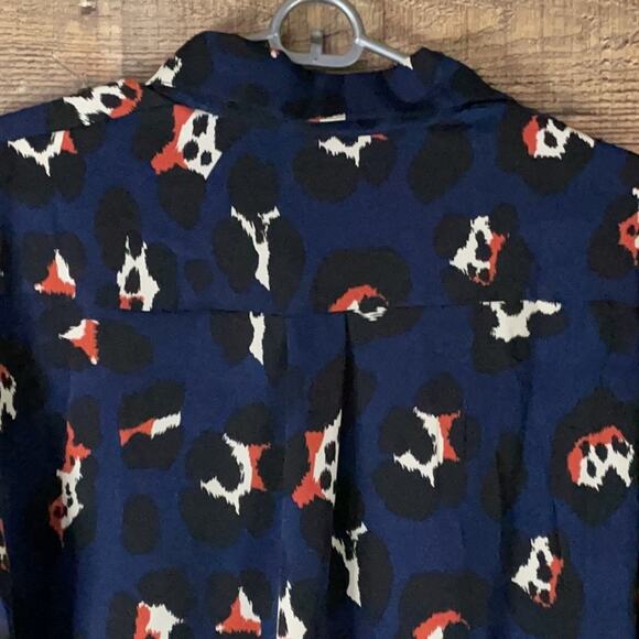 Nasty Gal Blue Long Sleeve Button Down Blouse Top Leopard Print Size 6 - Picture 5 of 8